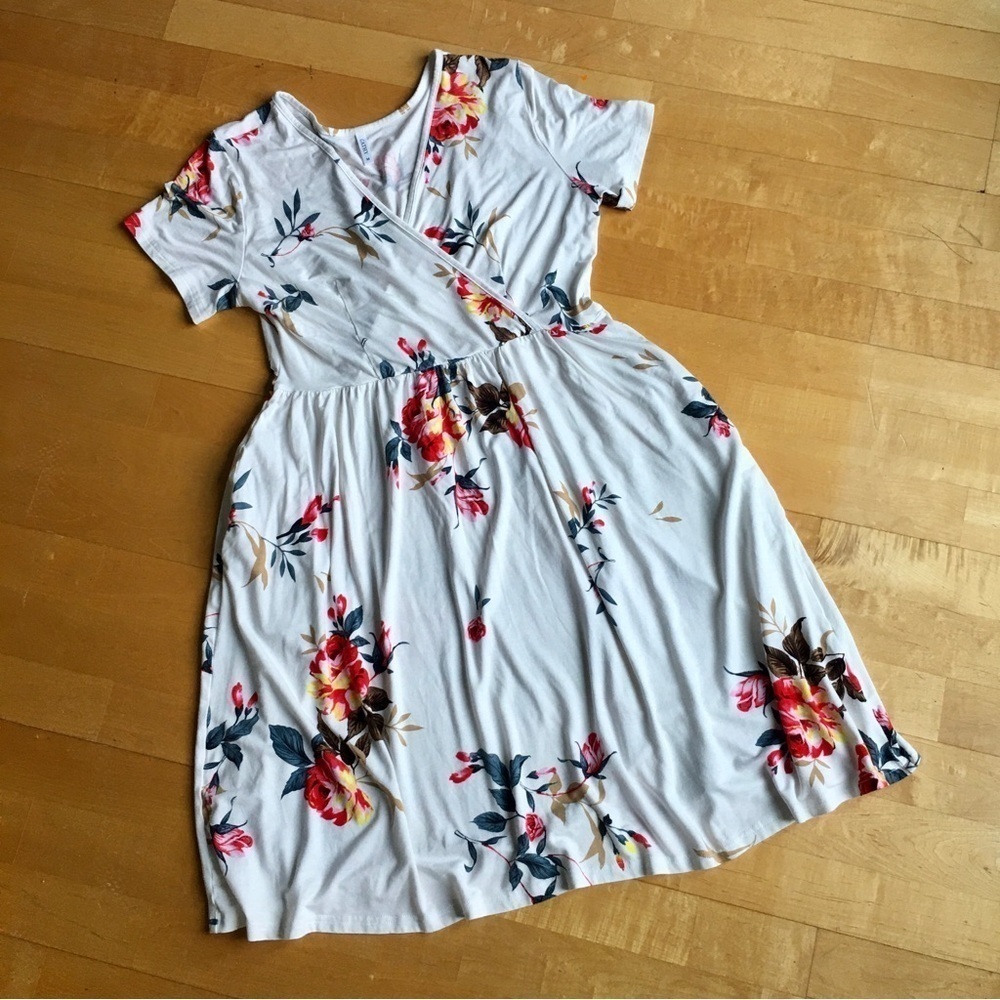 CATHY Floral Surplice Top Wrap Dress with Pockets, Ivory, Cream, Orange, Size M - Picture 3 of 17